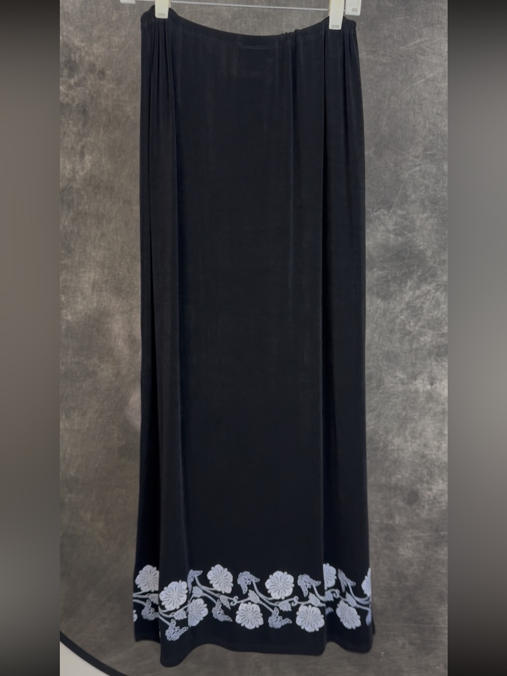 WHITE HOUSE BLACK MARKET BLACK FLORAL MAXI SKIRT DRAWSTRING XL - Picture 4 of 5